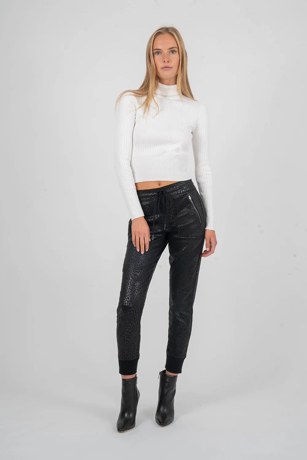 Jolie Glossed Black Panther Trek Pant