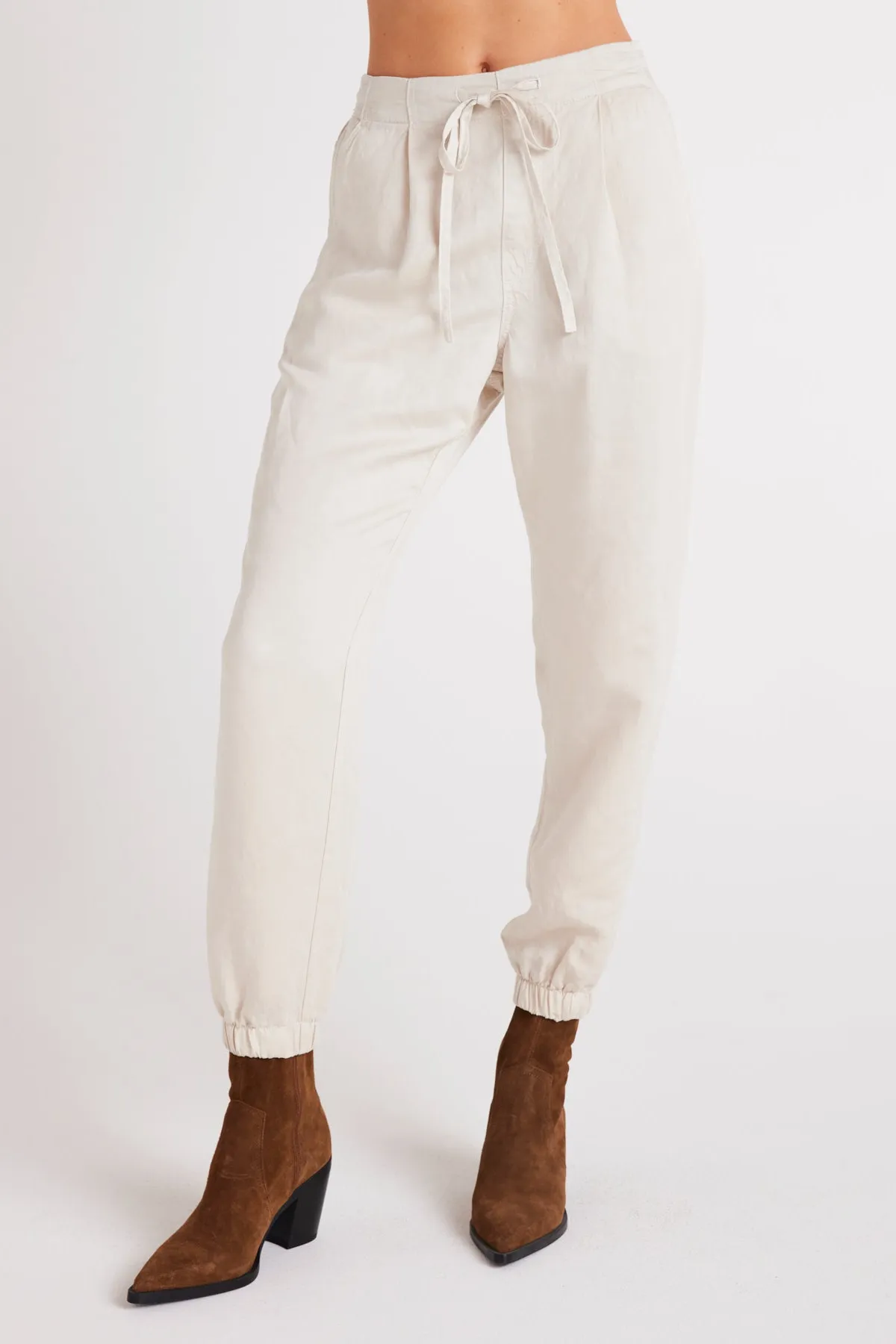 Luna Pleat Front Jogger