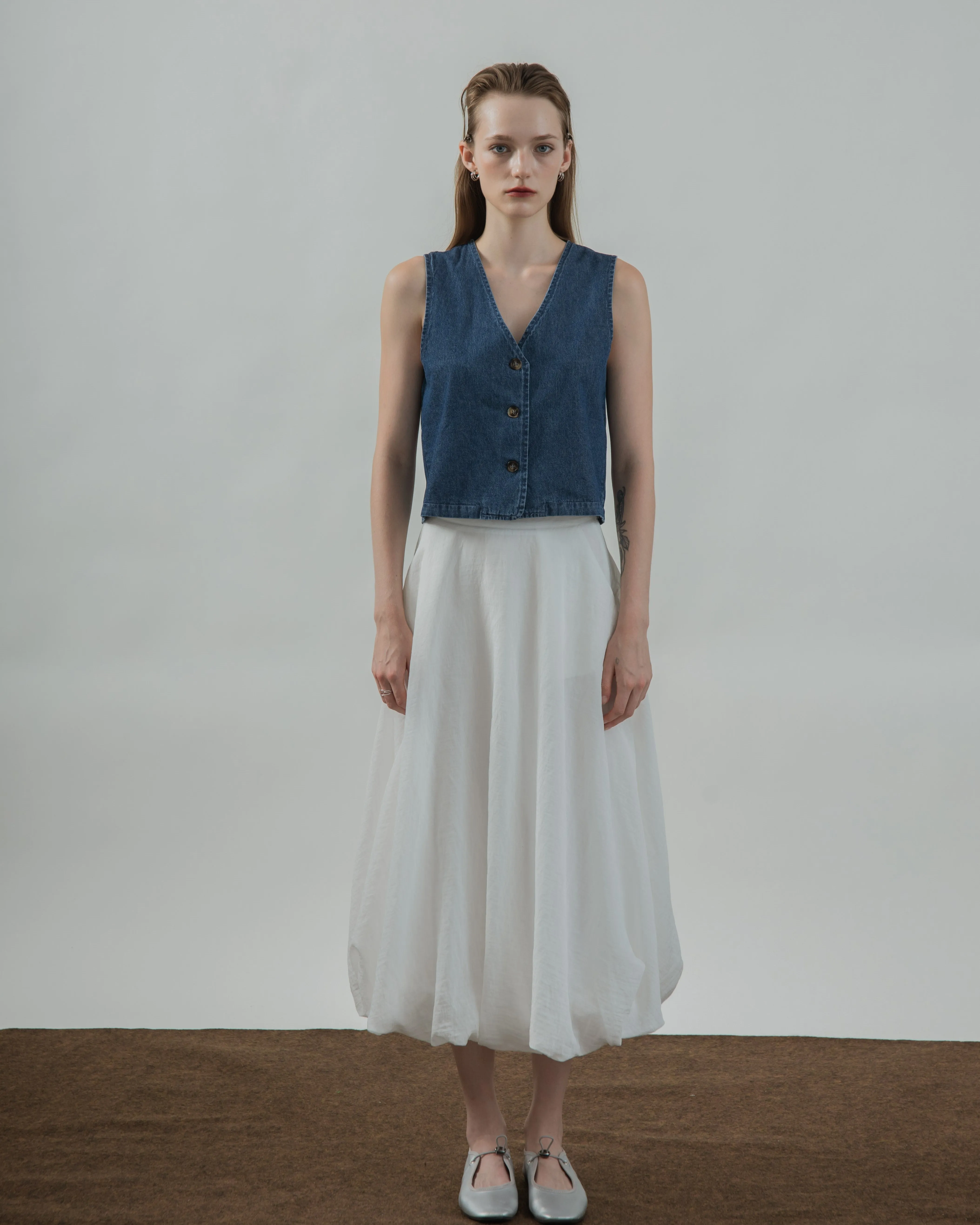 V Neck Sleeveless Denim Vest (Denim)